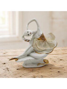 Vintage Capodimonte Porcelain Ballerina Figurine Italy Gold Trim Tulle Tutu 5.5"